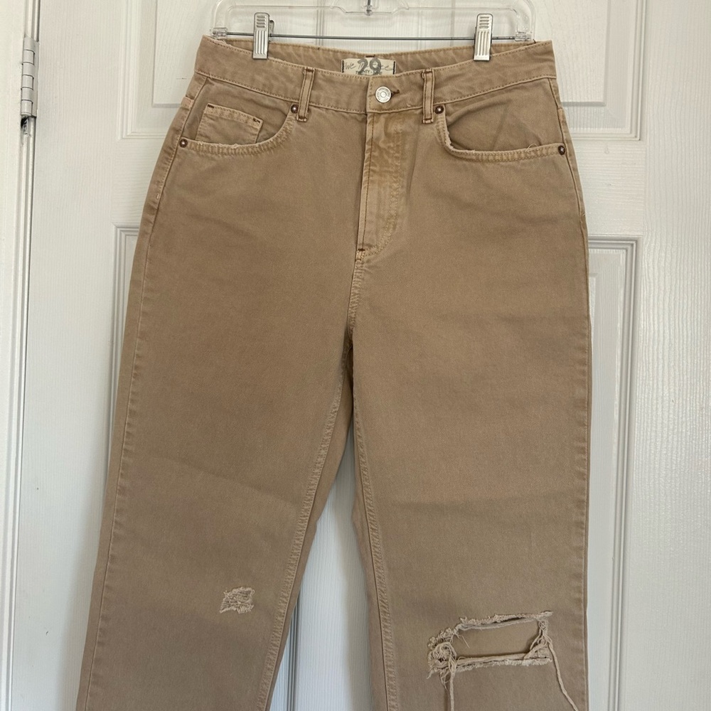 Jeans - Picture 2 of 9
